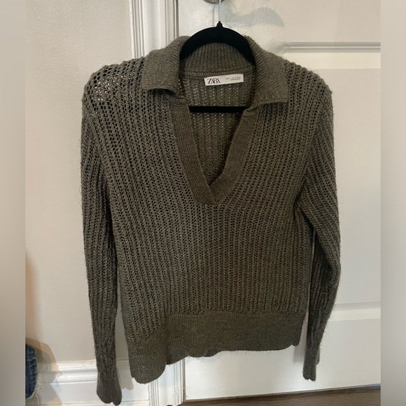 Zara Knitted Sweater - Picture 2 of 4
